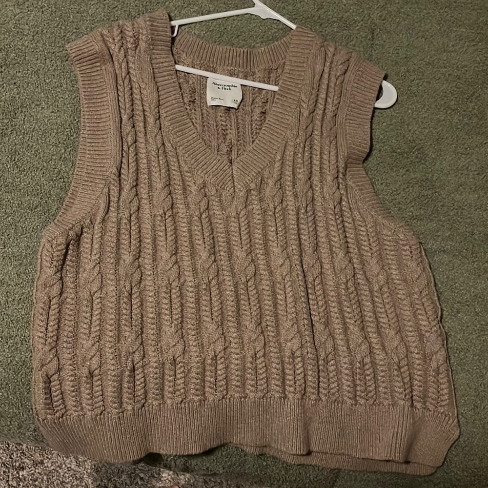 Abercrombie & Fitch Taupe/Tan Sleeveless V Neck Sweater Vest XXL